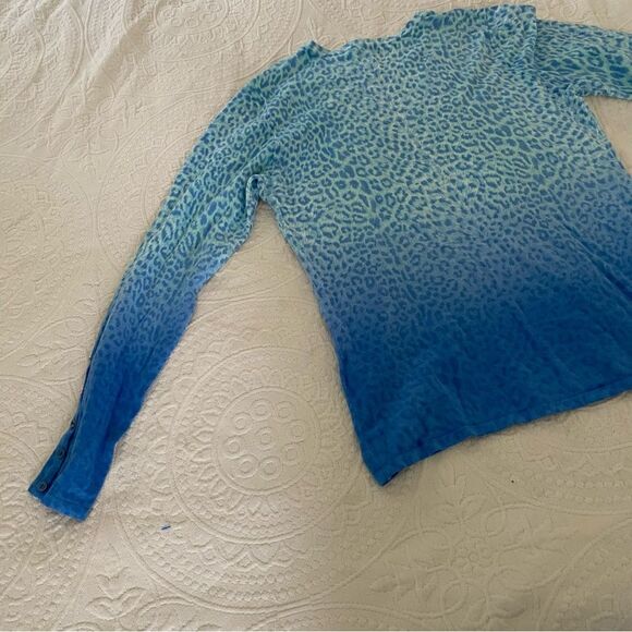 J. Mclaughlin size Medium Blue Ombre Cheetah Print Modal Spandex Blend Sweater - Picture 9 of 10